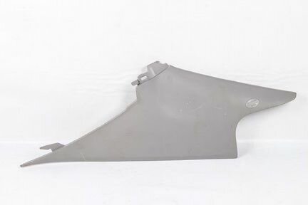 Обшивка стойки задней правой Toyota Camry