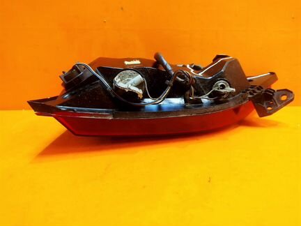 Фонарь противотуманный правый Hyundai Santa Fe 4