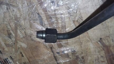 Трубка маслопровода Фольксваген Пассат 3 1.9TDI