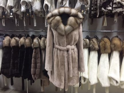 Шуба из норки пудра