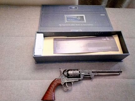 Продам новые пьезо-зажигалки в виде старинного ору