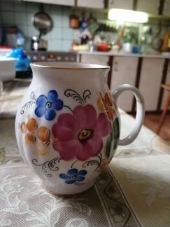 Молочник Дулево. Авторская роспись М.Саломасова
