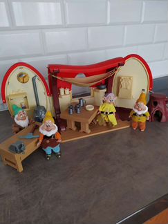 Игрушечный домик