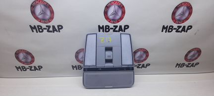 Передний плафон Mercedes W221
