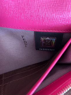 Кошелек розовый Fendi оригинал