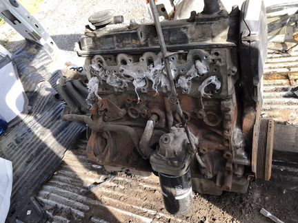 Двигатель AET 2.5 бензин VW T4