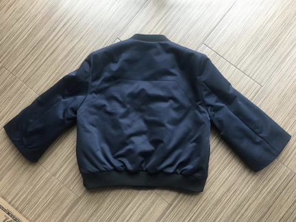 Курточка бомбер