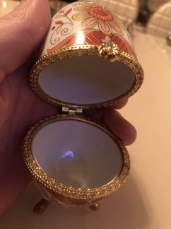 Шкатулка яйцо
