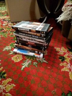 Кассеты для видеомагнитофона и dvd диски