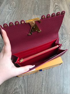 Кошелёк Louis Vuitton capucines бордо