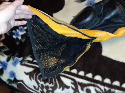 Мотокомбинезон, мотокостюм кожа