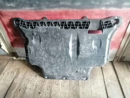 Защита двигателя Skoda Octavia A7 3Q0825901B