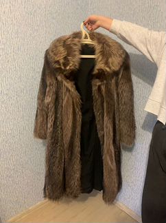 Шуба из меха енота