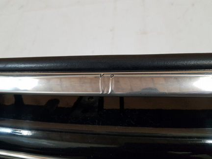 Решетка радиатора Toyota Land Cruiser 200