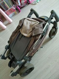 Коляска прогулочная